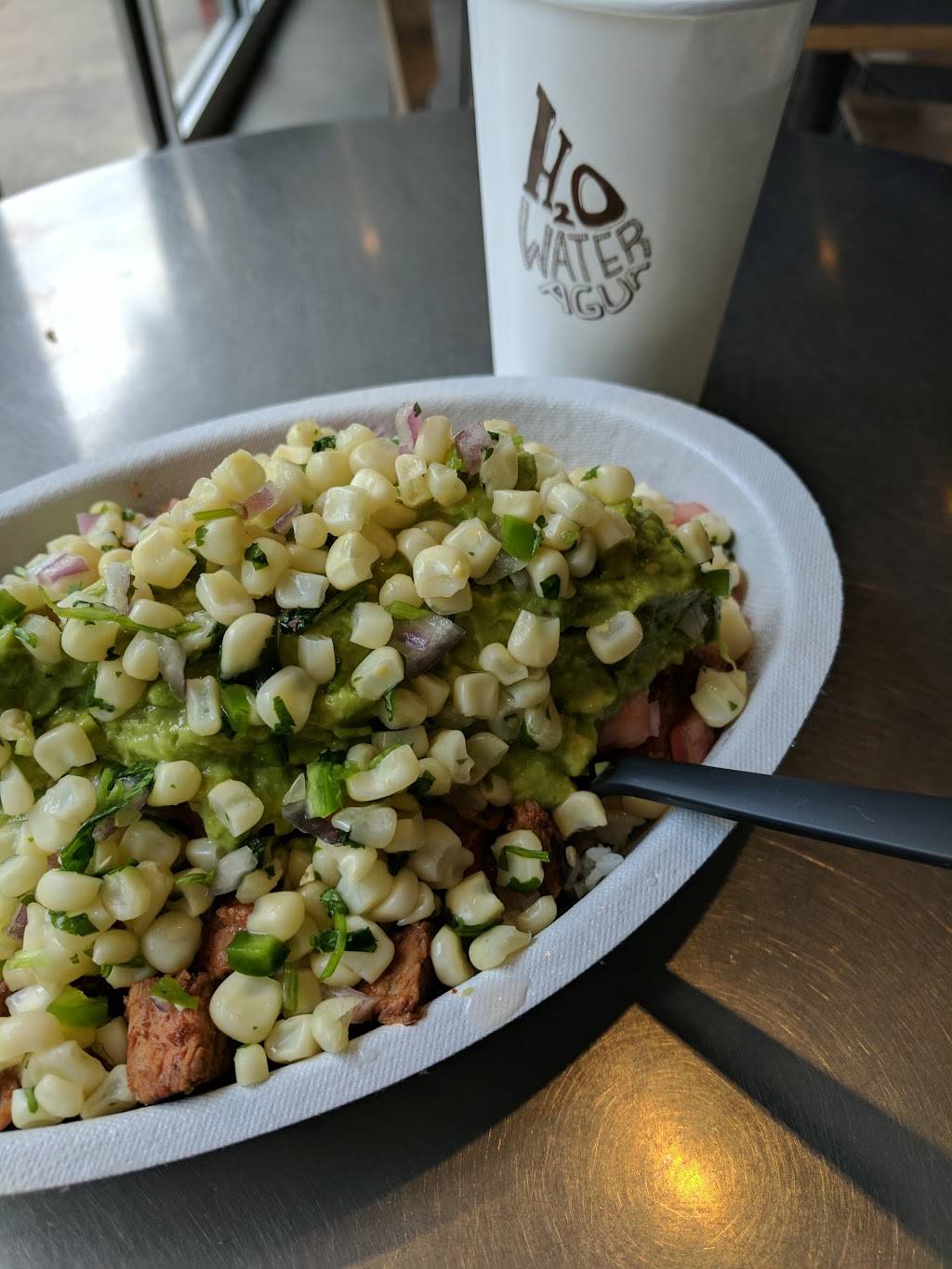 Chipotle Mexican Grill | restaurant | 2843 Broadway, New York, NY 10025, USA | 2122221712 OR +1 212-222-1712