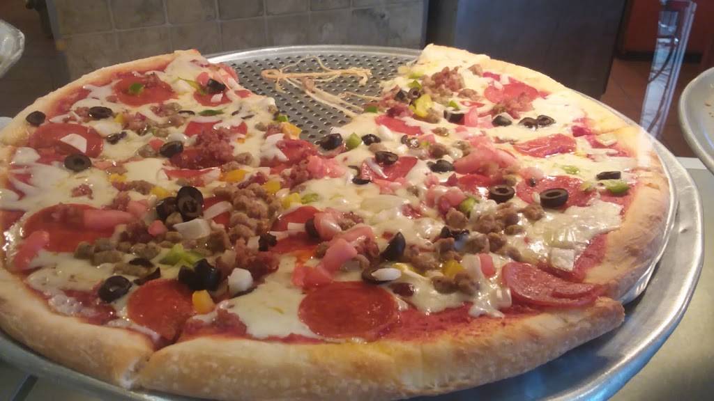 Pietros Neighborhood Pizzeria | restaurant | 2418 Gilmer Rd, Longview, TX 75604, USA | 9032957900 OR +1 903-295-7900