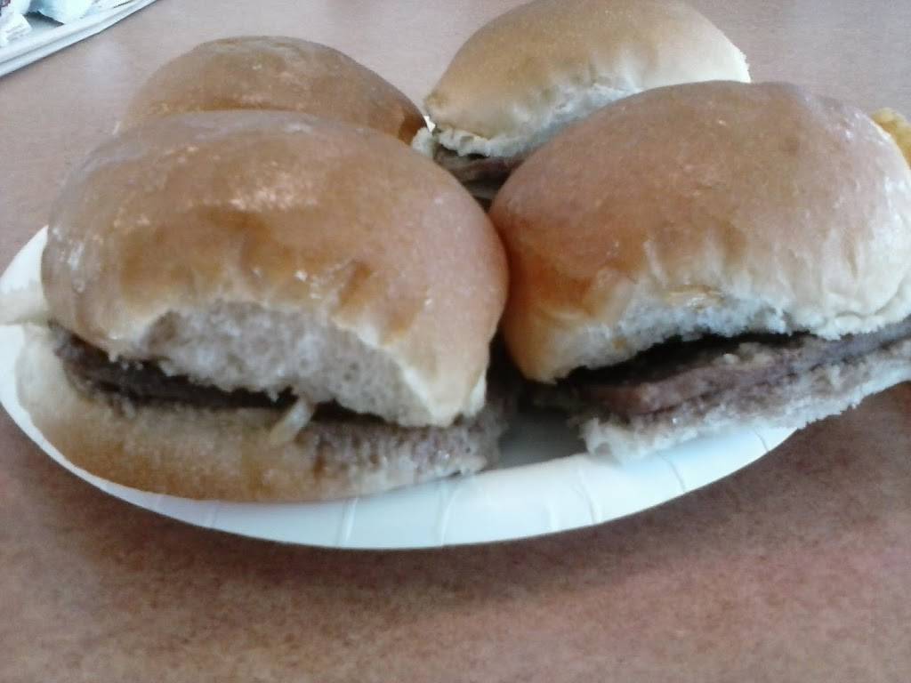 White Castle | restaurant | 1141 N Green Mt Rd, Belleville, IL 62221, USA | 6186220627 OR +1 618-622-0627