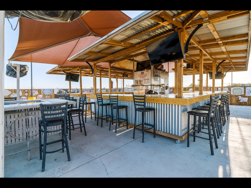 Waddells Longhorn | restaurant | 1629 N 195th Ave, Jackrabbit Trail, Buckeye, AZ 85396, USA | 6238530395 OR +1 623-853-0395