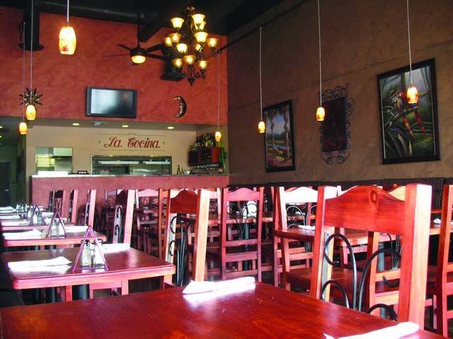 Don Gustavos Mexican Grill | restaurant | 26012 Marguerite Pkwy, Mission Viejo, CA 92692, USA | 9493482386 OR +1 949-348-2386