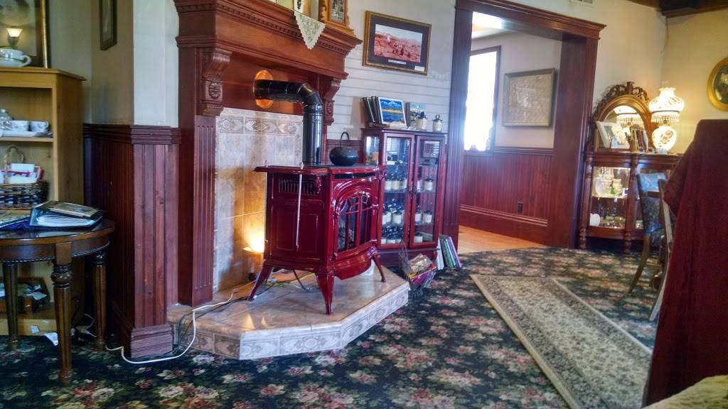 Costello Street Coffee House | restaurant | 2679 US-24, Florissant, CO 80816, USA | 7197483567 OR +1 719-748-3567