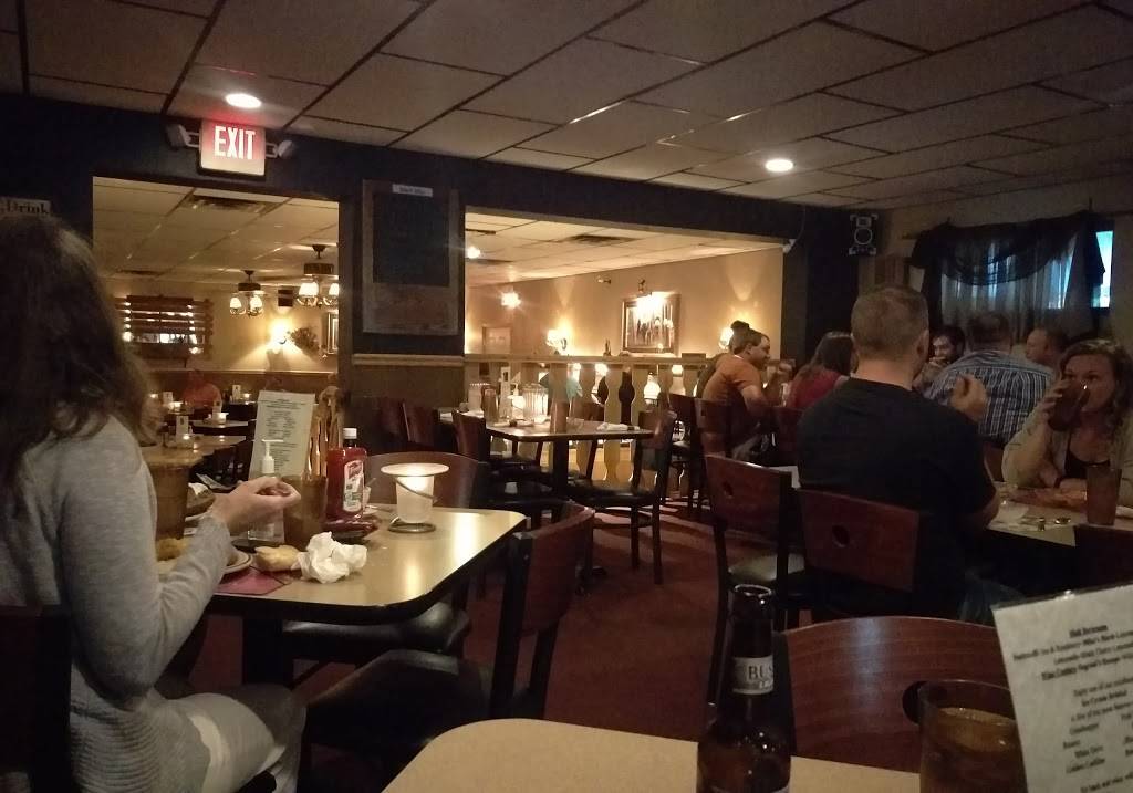 Black Otter Supper Club | restaurant | 503 S Nash St, Hortonville, WI 54944, USA | 9207796975 OR +1 920-779-6975