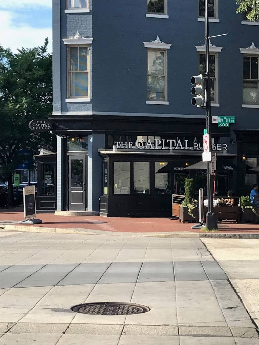The Capital Burger | restaurant | 1005 7th St NW, Washington, DC 20001, USA | 2026380414 OR +1 202-638-0414