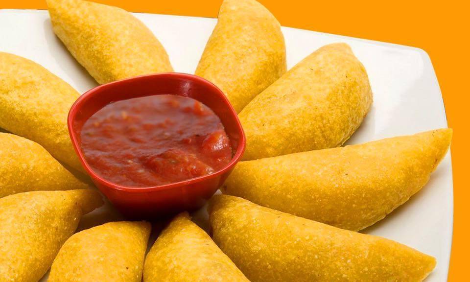 CHURRO & PIZZA MAGICA Hialeah Gardens | meal delivery | 3300 W 84th St # 1, Hialeah, FL 33018, USA | 3056003545 OR +1 305-600-3545