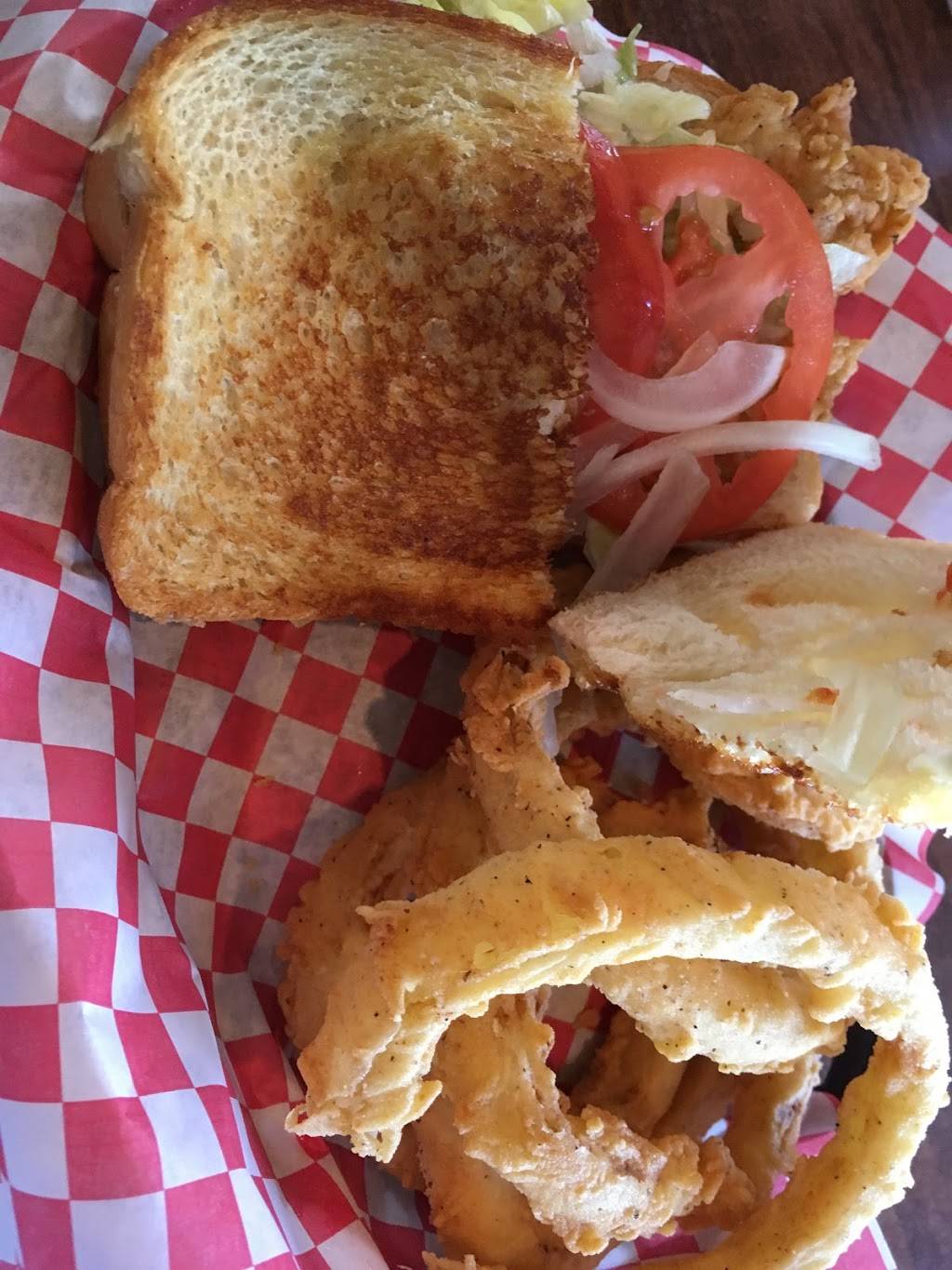 Midway Boathouse Grill | restaurant | 8693 NC-150, Terrell, NC 28682, USA | 8284783078 OR +1 828-478-3078