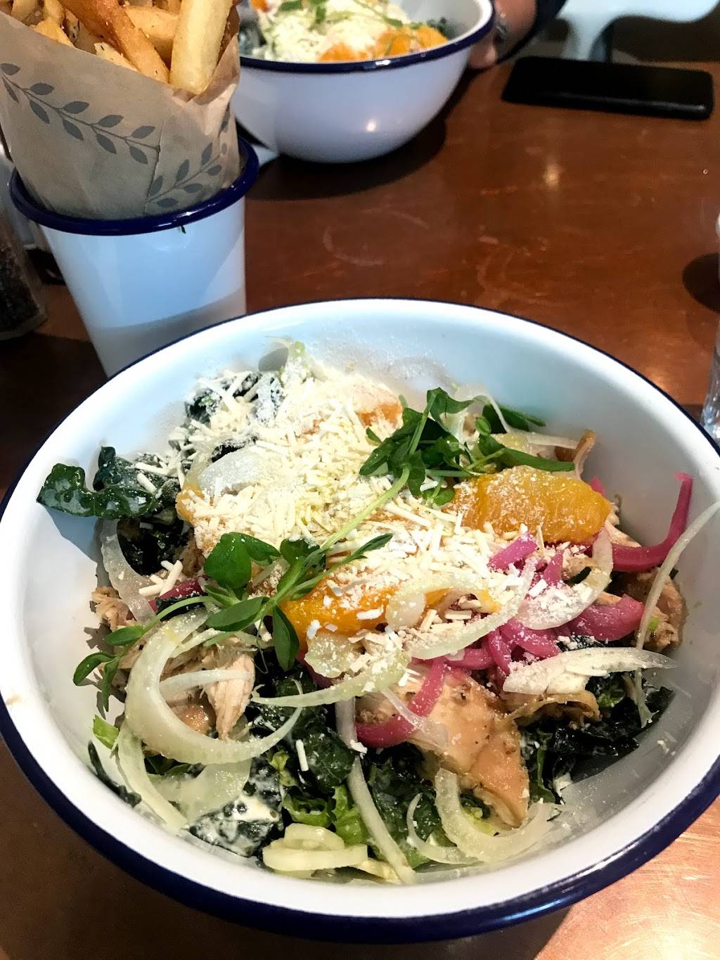 Souvla | restaurant | 531 Divisadero St, San Francisco, CA 94117, USA | 4154005458 OR +1 415-400-5458