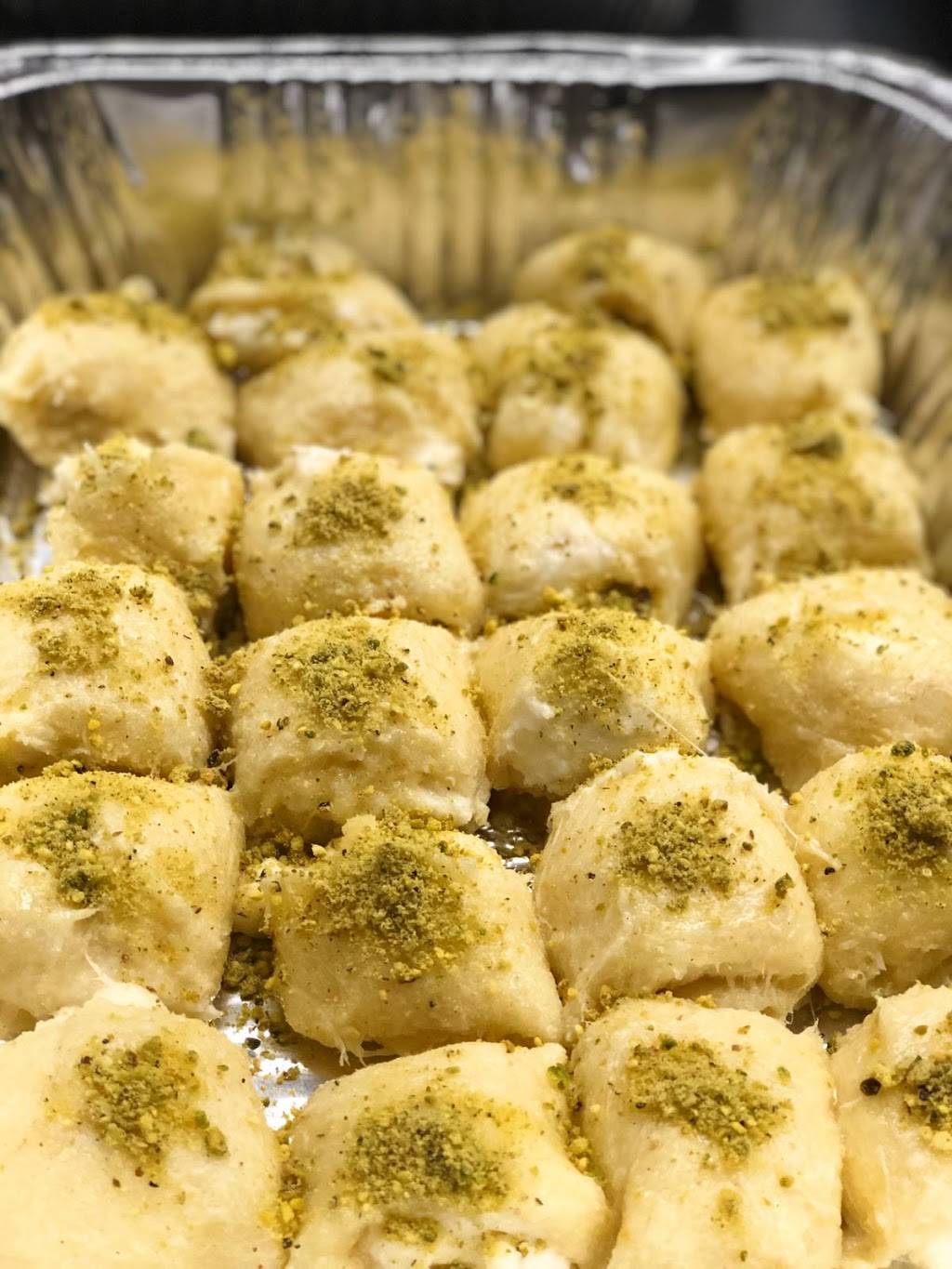 Alrayes Catering | restaurant | 332 E St Charles Rd, Villa Park, IL 60181, USA | 6309036766 OR +1 630-903-6766