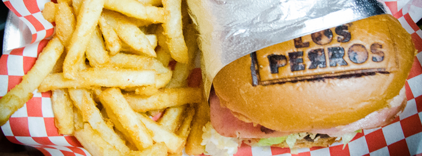 Los Perros | restaurant | 6828 NW 169th St, Hialeah, FL 33015, USA | 3058236900 OR +1 305-823-6900