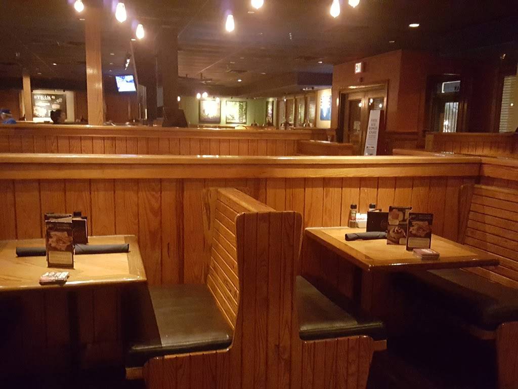 Outback Steakhouse | restaurant | 3510 W Airport Fwy, Irving, TX 75062, USA | 9723991477 OR +1 972-399-1477