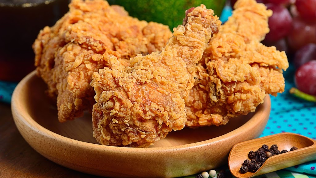 Acura Fried Chicken | restaurant | 3225 Brinkley Rd, Temple Hills, MD 20748, USA | 2012561220 OR +1 201-256-1220