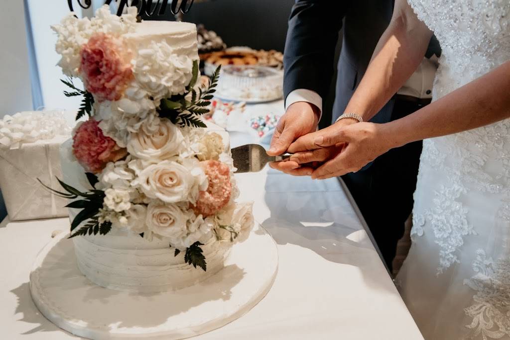 Trimani Ristorante | restaurant | 8555 Jane St #6, Concord, ON L4K 5N9, Canada | 9056607474 OR +1 905-660-7474