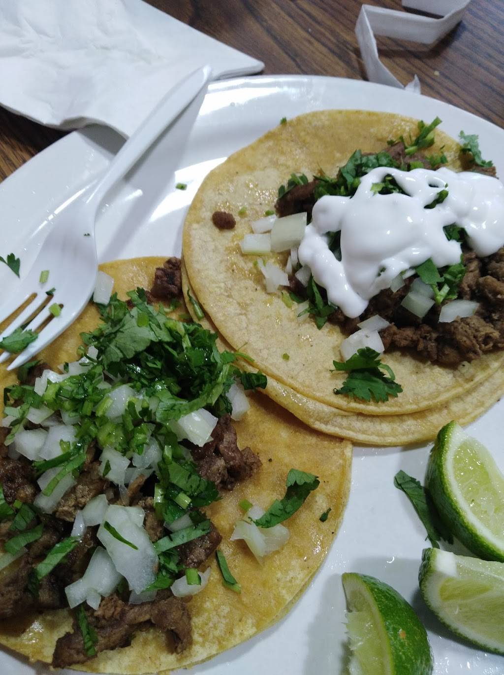 El Comedor | restaurant | 1039 W National Ave, Milwaukee, WI 53204, USA | 4145340651 OR +1 414-534-0651