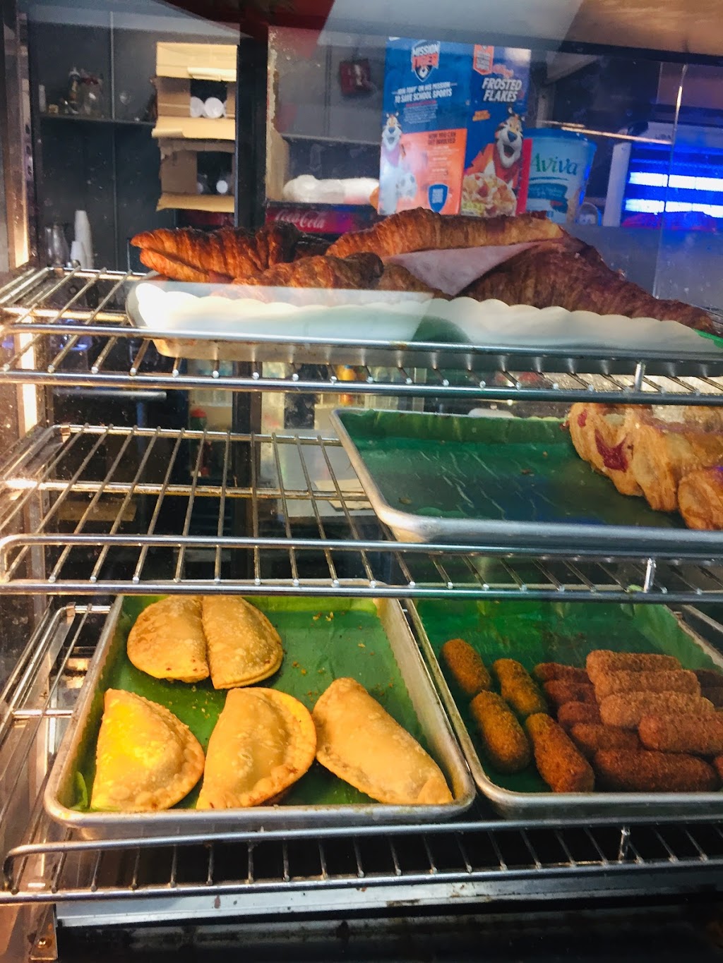 Juventud Restaurant | meal takeaway | 6599 NW 74th Ave, Miami, FL 33166, USA | 3054630860 OR +1 305-463-0860