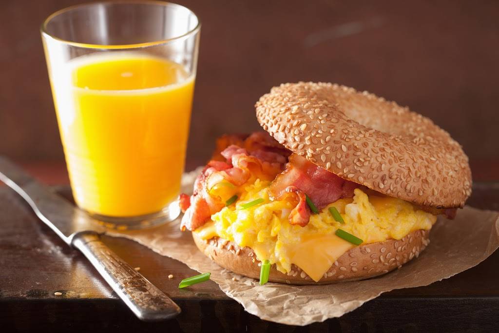 Bagels & | bakery | 6556 Hypoluxo Rd, Lake Worth, FL 33467, USA | 5619633500 OR +1 561-963-3500