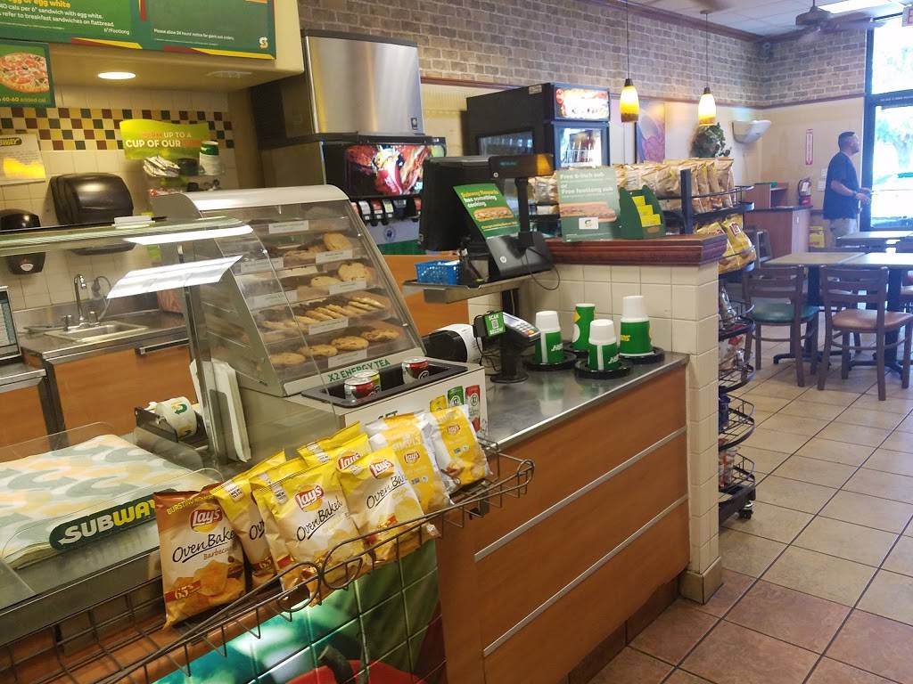 Subway Restaurants | restaurant | Pavillion S/C, 2449 N Naglee Rd #6B, Tracy, CA 95304, USA | 2098327660 OR +1 209-832-7660