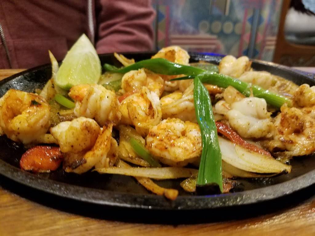 Mi Pueblo | restaurant | 9620 N Metro Pkwy W #127, Phoenix, AZ 85051, USA | 6028702953 OR +1 602-870-2953