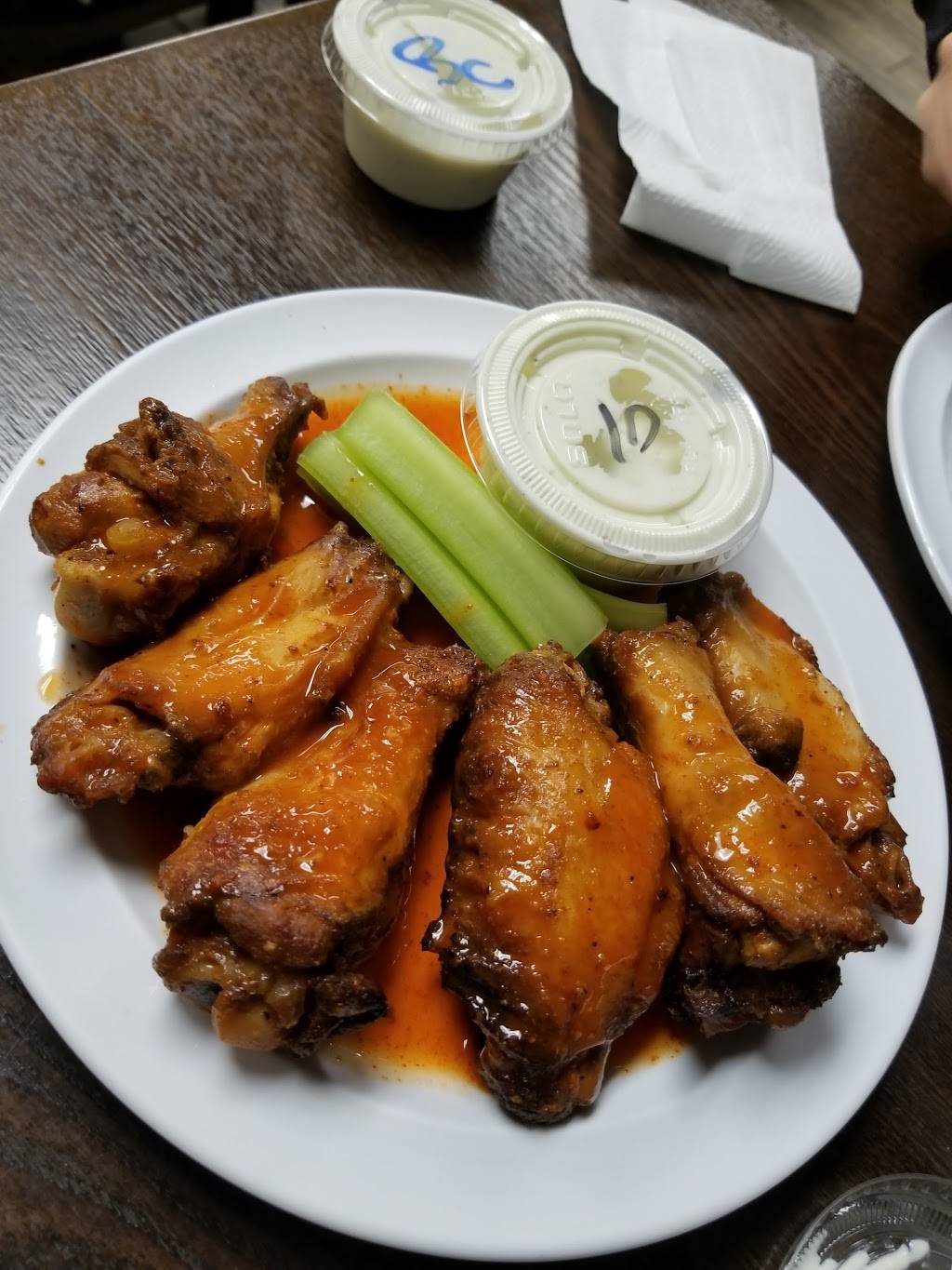 Titos Pizzeria | meal delivery | 1034 W 6th St, Corona, CA 92882, USA | 9515474375 OR +1 951-547-4375