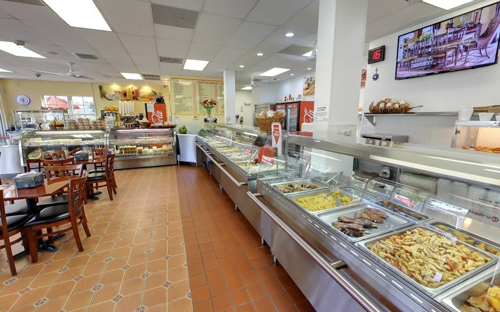 La Capital de Los Jugos | cafe | 2401 SW 122nd Ave, Miami, FL 33175, USA | 3054851688 OR +1 305-485-1688