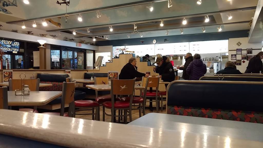 B52 Restaurant | restaurant | N78W14701 Appleton Ave, Menomonee Falls, WI 53051, USA | 2622516244 OR +1 262-251-6244