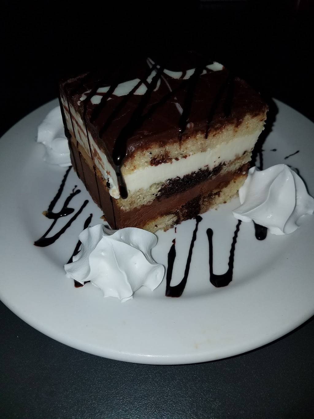 Bradshaw Social House | restaurant | 8440 Rea Rd, Charlotte, NC 28277, USA | 7045437351 OR +1 704-543-7351