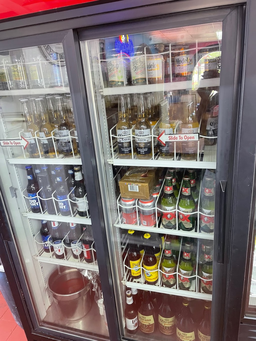 Tacos El 24 | restaurant | 3311 E Division St, Arlington, TX 76011, USA | 8175836133 OR +1 817-583-6133