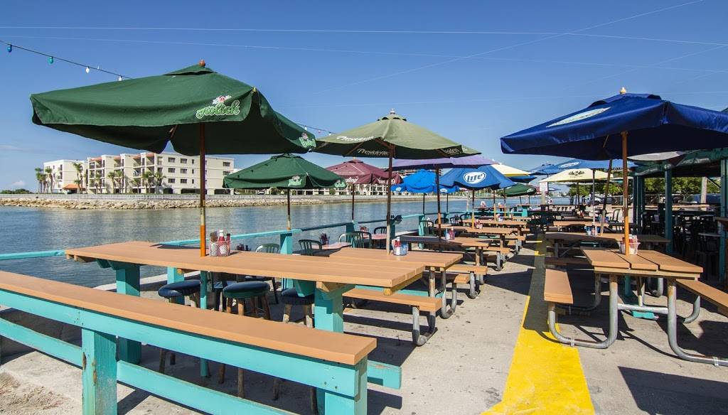 Woodys Waterfront | restaurant | 7308 Sunset Way, St Pete Beach, FL 33706, USA | 7273609165 OR +1 727-360-9165