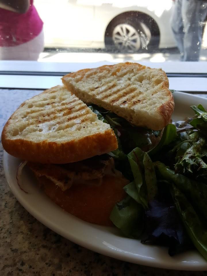 Woodys Cafe | cafe | 1841 Park Blvd, Oakland, CA 94606, USA | 5108930281 OR +1 510-893-0281