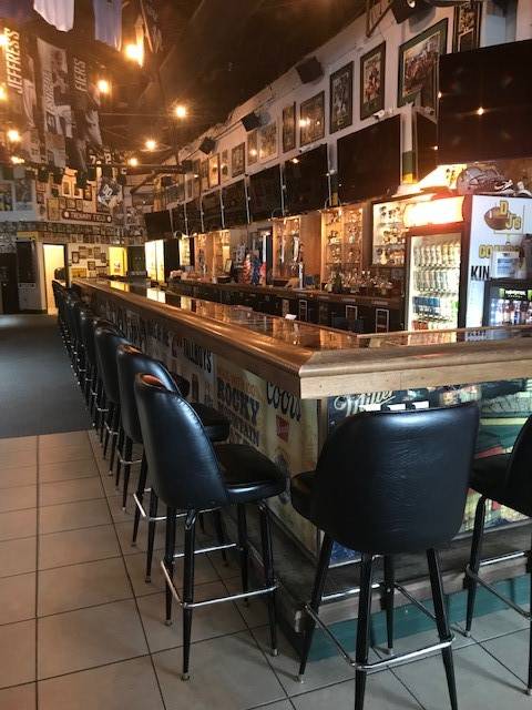 DJs Goalpost Sports Bar and Grill | restaurant | N81W15094 Appleton Ave, Menomonee Falls, WI 53051, USA | 2622551795 OR +1 262-255-1795