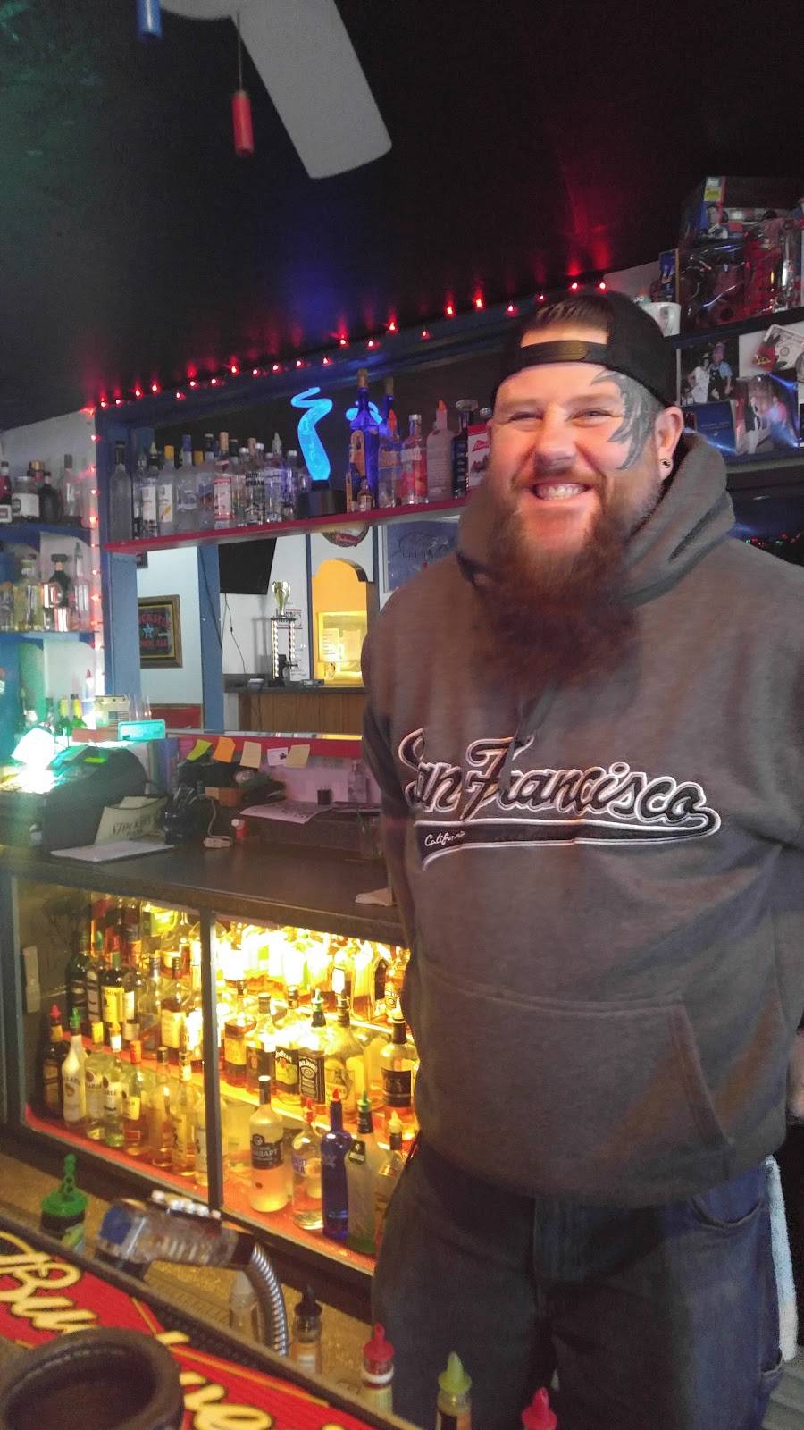 Mickys Bar & Grill | restaurant | 230 Fox St, Lemoore, CA 93245, USA | 5599250262 OR +1 559-925-0262