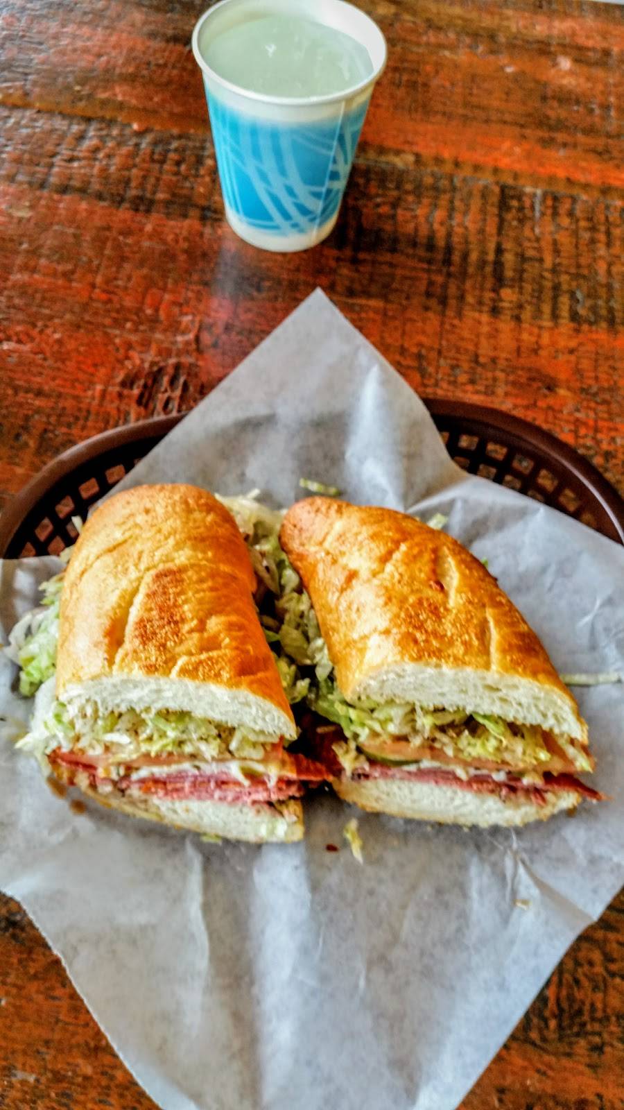 Stumpys Pizza & Subs | restaurant | 1331 E Northern Ave, Phoenix, AZ 85020, USA | 6029972727 OR +1 602-997-2727