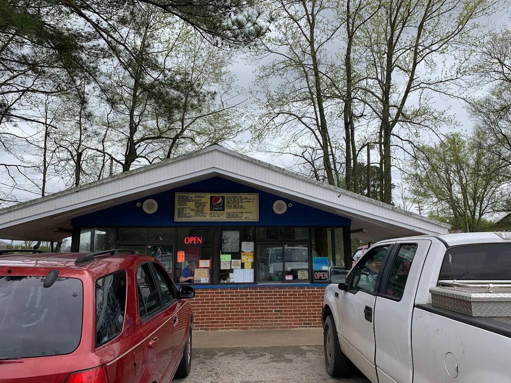 Christos Dairy Delight | restaurant | 25670 Salem Minor Hill Rd, Lester, AL 35647, USA | 2562306003 OR +1 256-230-6003