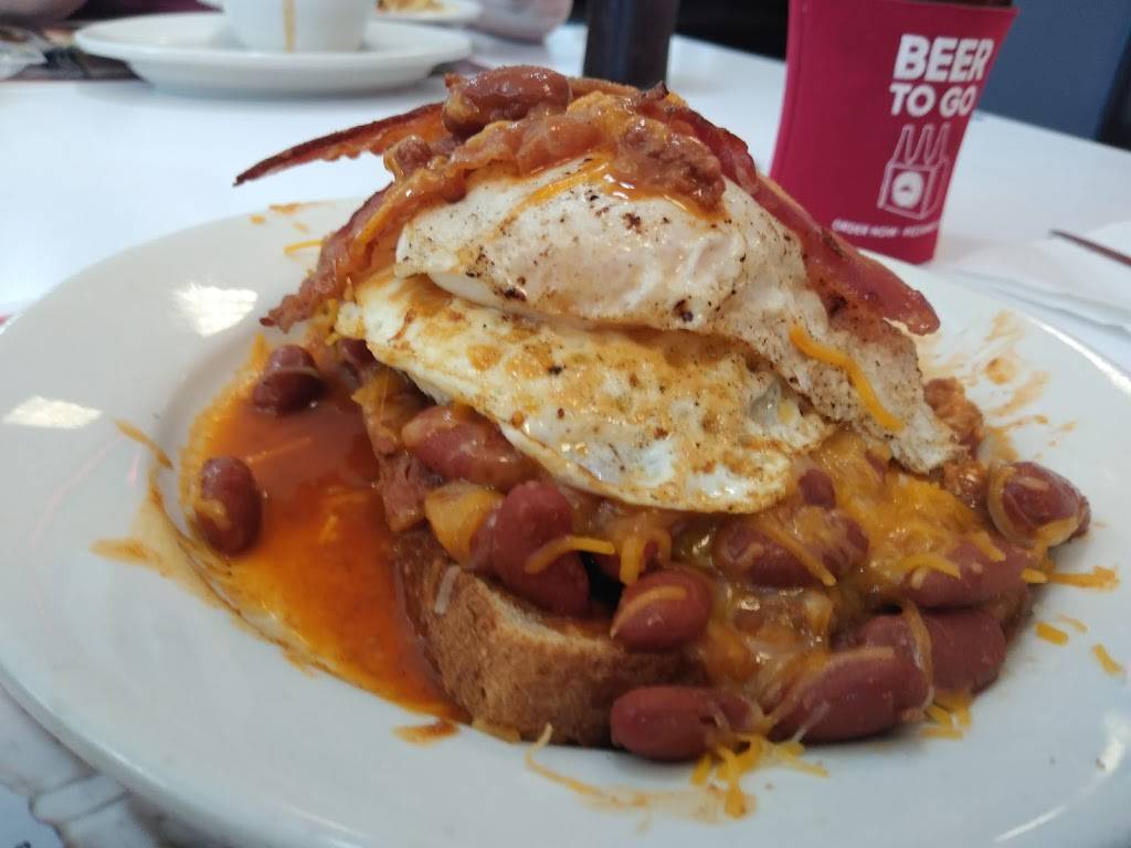 Steak n Shake | restaurant | 80 Homer M Adams Pkwy, Alton, IL 62002, USA | 6182080571 OR +1 618-208-0571