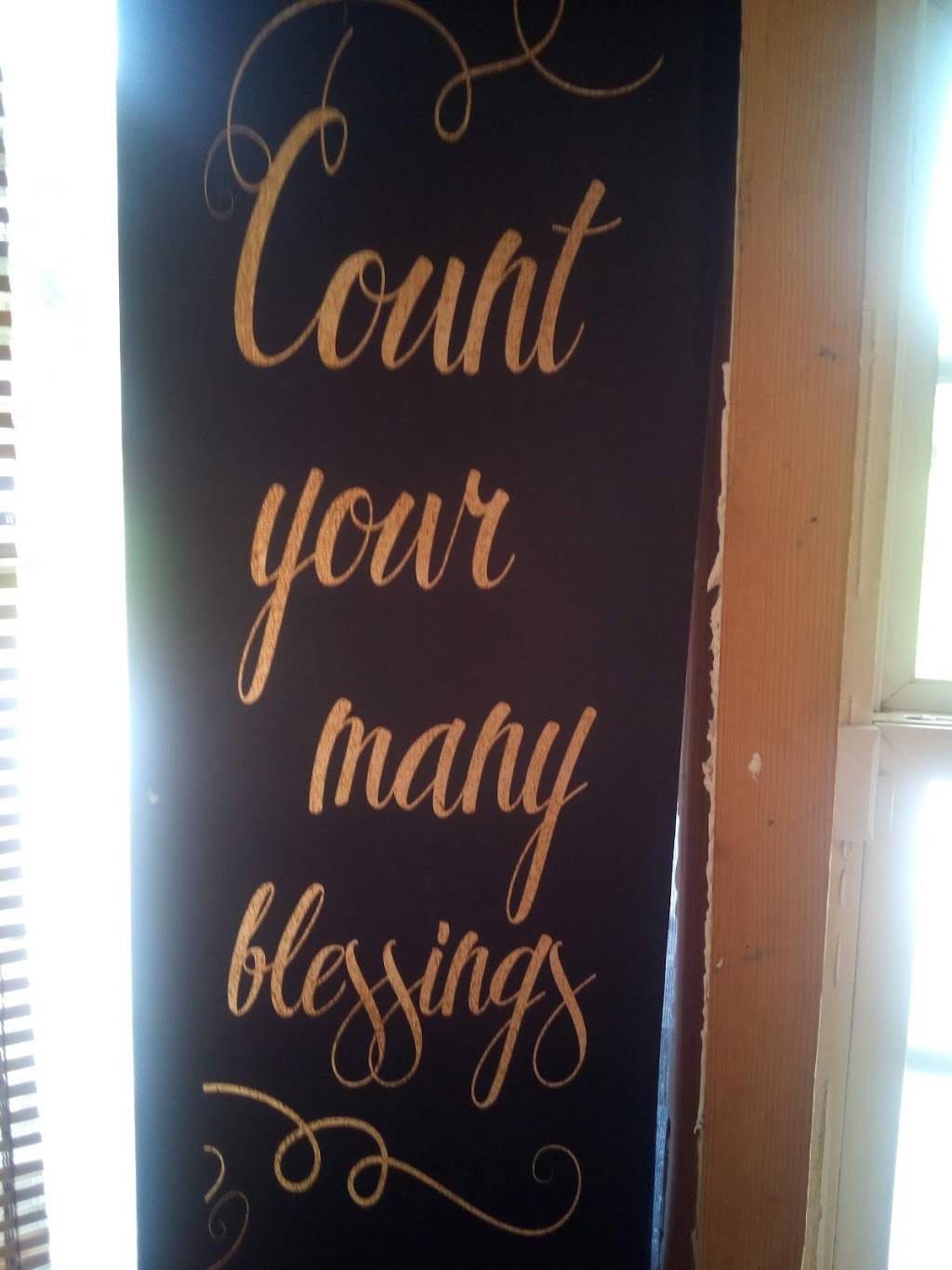 Paw Paws Bar B Que | restaurant | 1706 S 11th St, Gadsden, AL 35904, USA | 2565473877 OR +1 256-547-3877