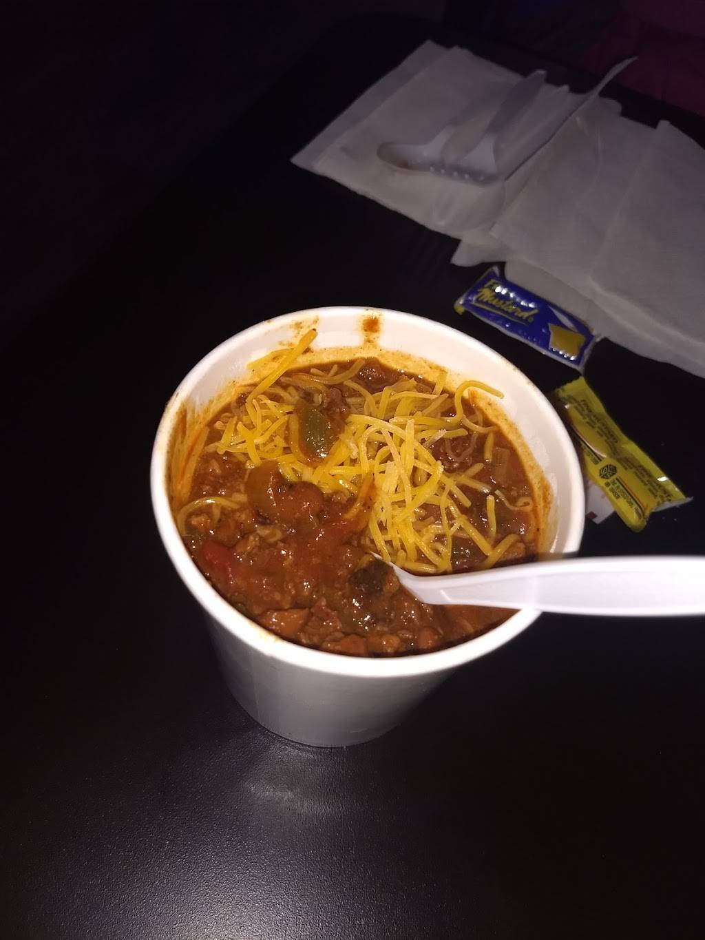 Parnellis Chicago Eatery | restaurant | 3548 E 10th St, Jeffersonville, IN 47130, USA | 8129130019 OR +1 812-913-0019