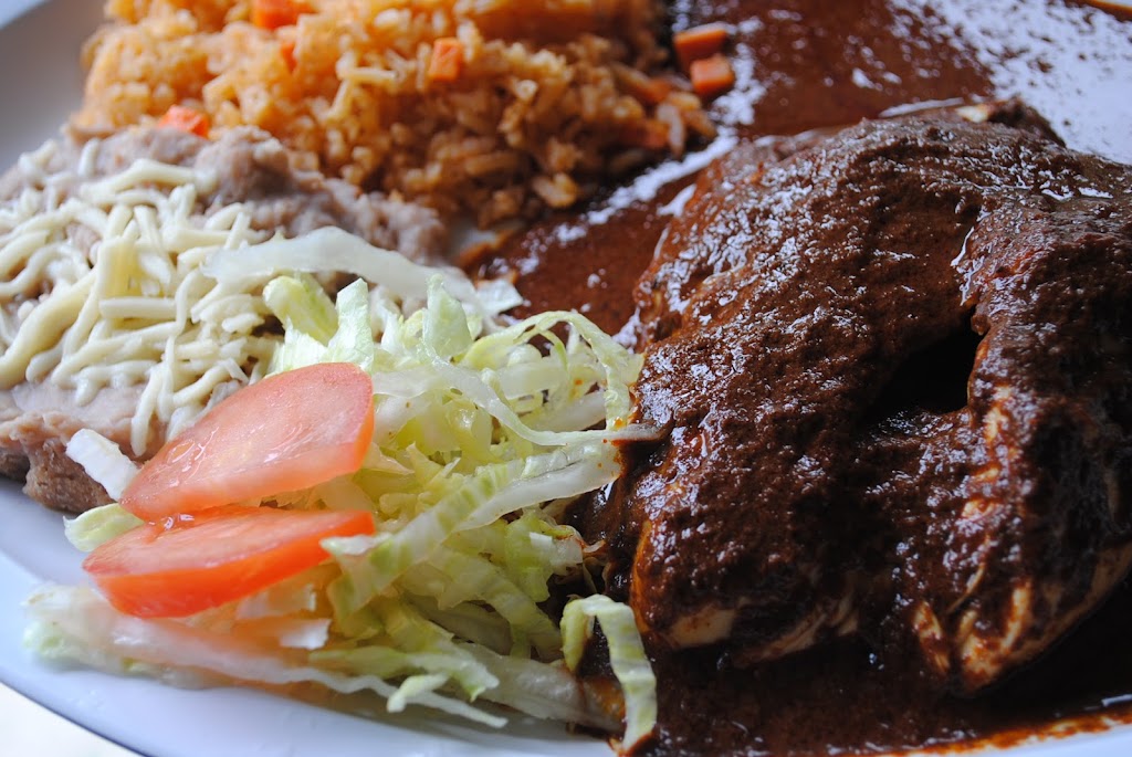 Canelitas Restaurant | restaurant | 440 Washington St, Elgin, IL 60123, USA | 2242383678 OR +1 224-238-3678