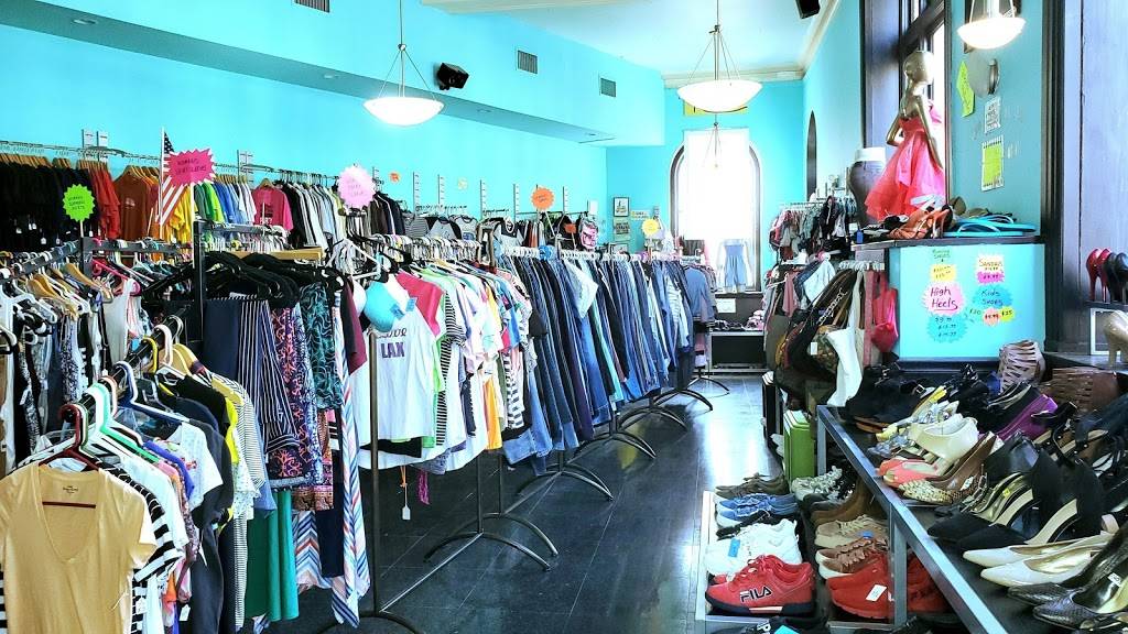 Castillo Place | meal takeaway | 140 S Main St, Phillipsburg, NJ 08865, USA | 9083873849 OR +1 908-387-3849