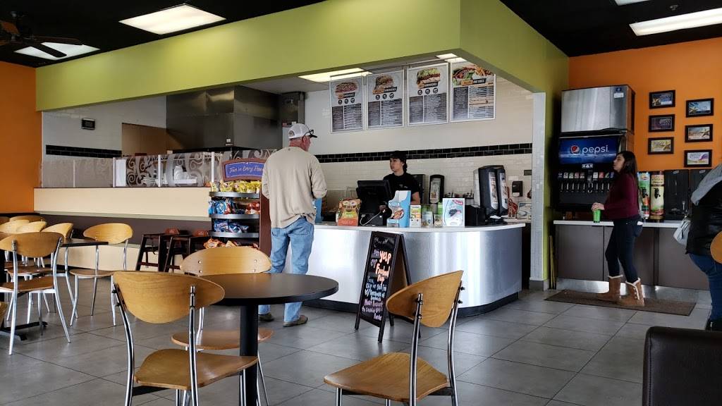 Deli Delicious | restaurant | 2787 W Shaw Ave #110, Fresno, CA 93711, USA | 5592298777 OR +1 559-229-8777