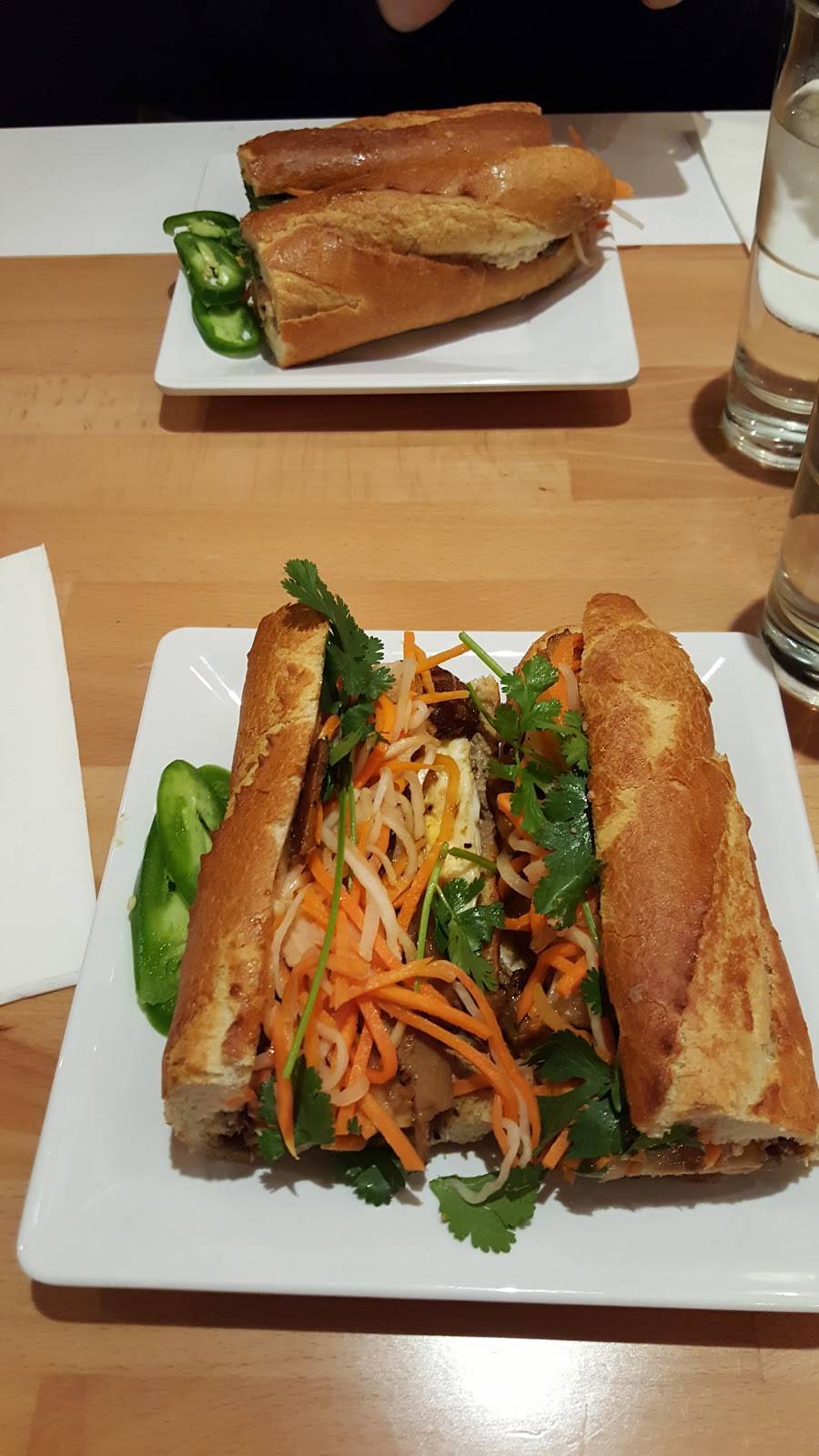 Nong La Cafe | restaurant | 145 N La Brea Ave, Los Angeles, CA 90036, USA | 3239381188 OR +1 323-938-1188