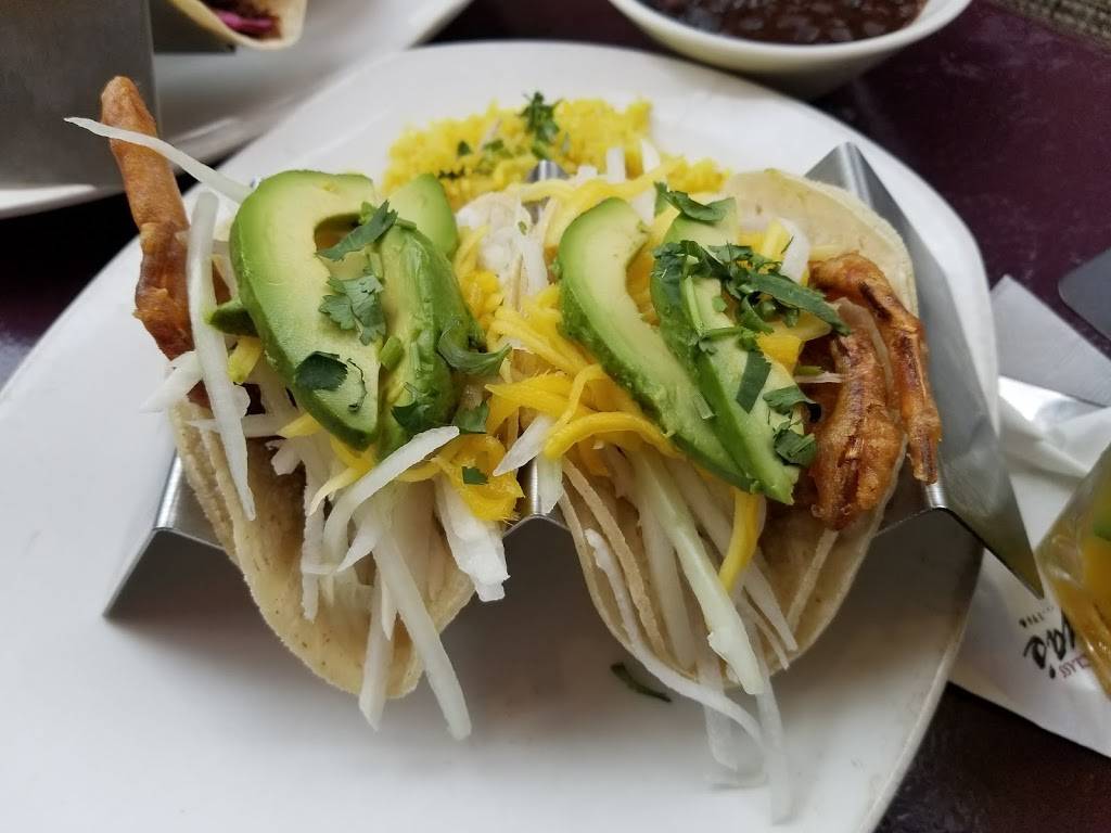 Cyclone Anayas Mexican Kitchen | restaurant | 800 Town and Country Blvd, Houston, TX 77024, USA | 7134611300 OR +1 713-461-1300