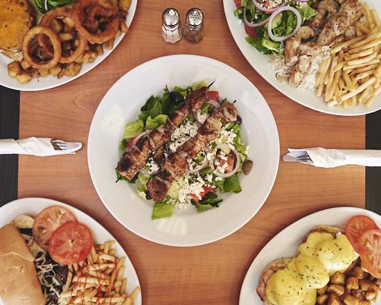 Rays Grill | restaurant | 495 Brant St, Burlington, ON L7R 2G5, Canada | 9056394745 OR +1 905-639-4745