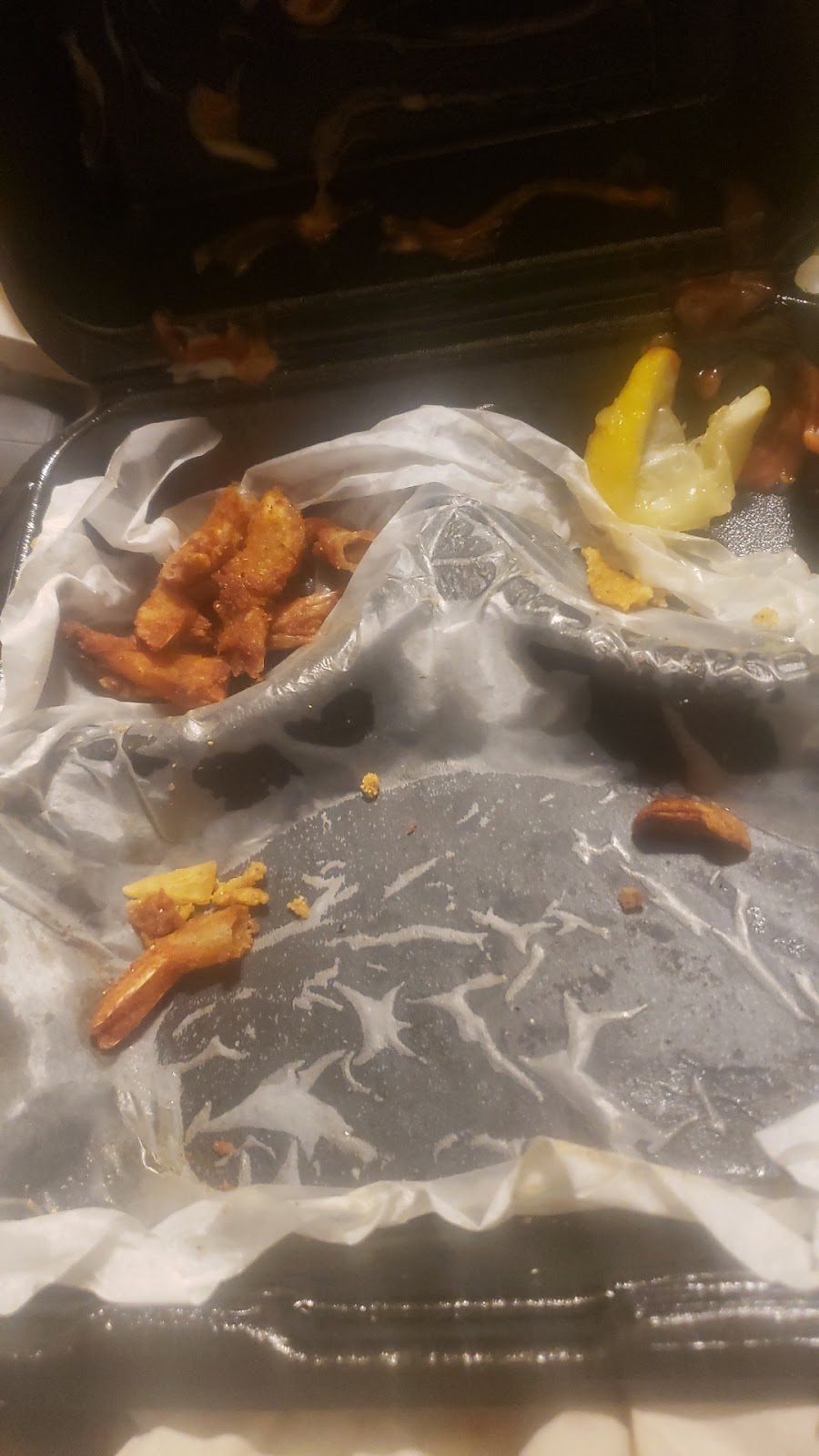 Golden Hooks Seafood &Chicken | restaurant | 3505 Ryan St, Lake Charles, LA 70605, USA | 3375082688 OR +1 337-508-2688