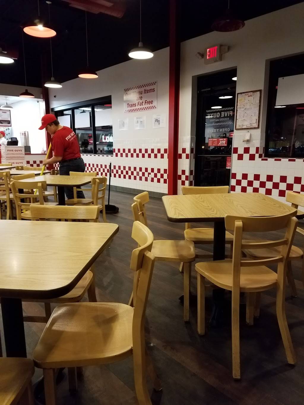 Five Guys | meal takeaway | 1209 N Main St, Summerville, SC 29483, USA | 8438214204 OR +1 843-821-4204