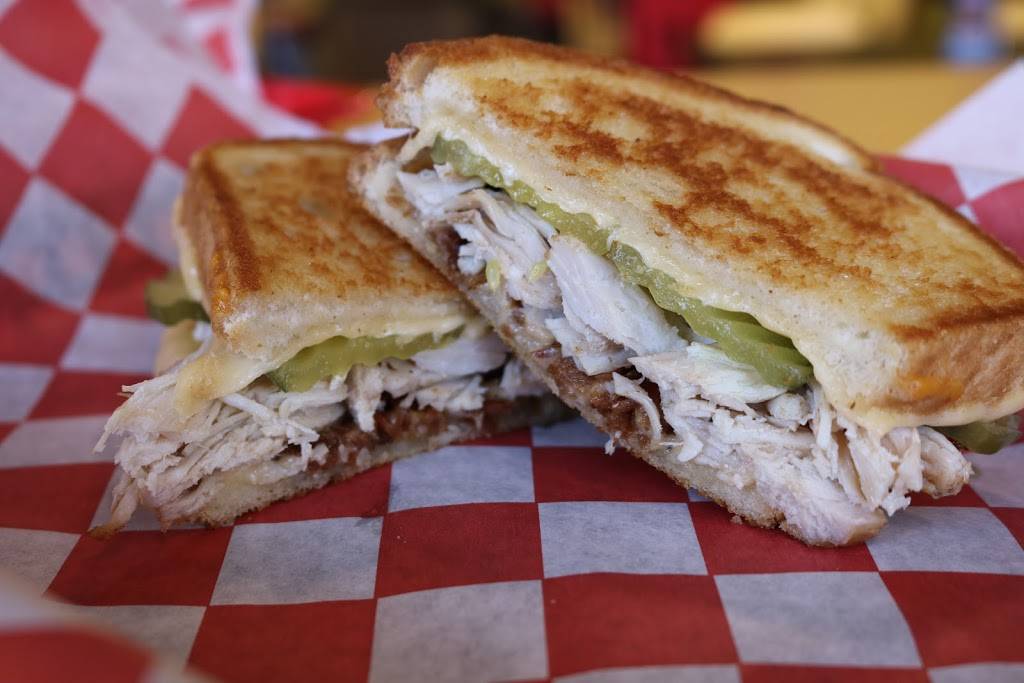 Tom & Chee | restaurant | 6702 Charlotte Pike #105, Nashville, TN 37209, USA | 6154906127 OR +1 615-490-6127