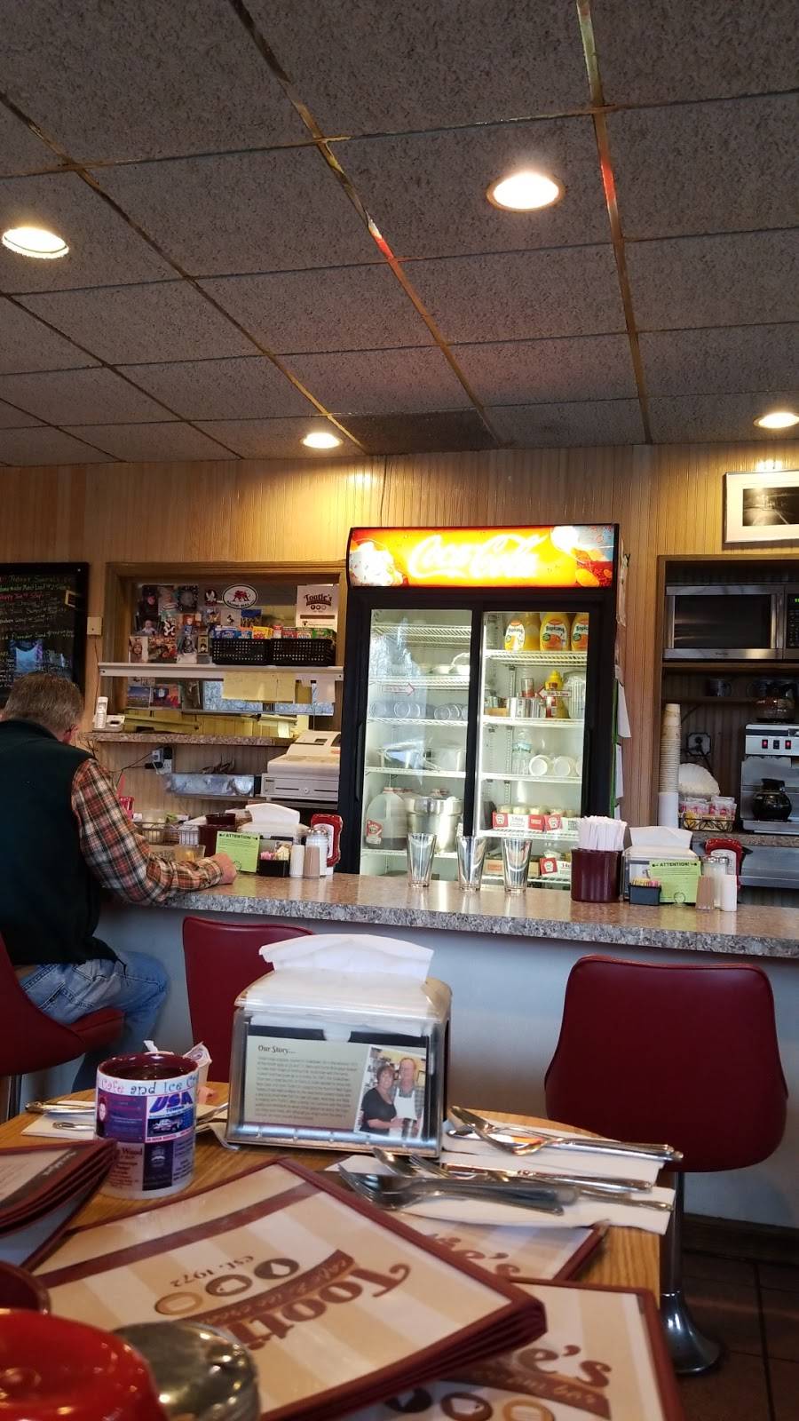 Tooties Restaurant | restaurant | 46 Main St, New Egypt, NJ 08533, USA | 6097589861 OR +1 609-758-9861