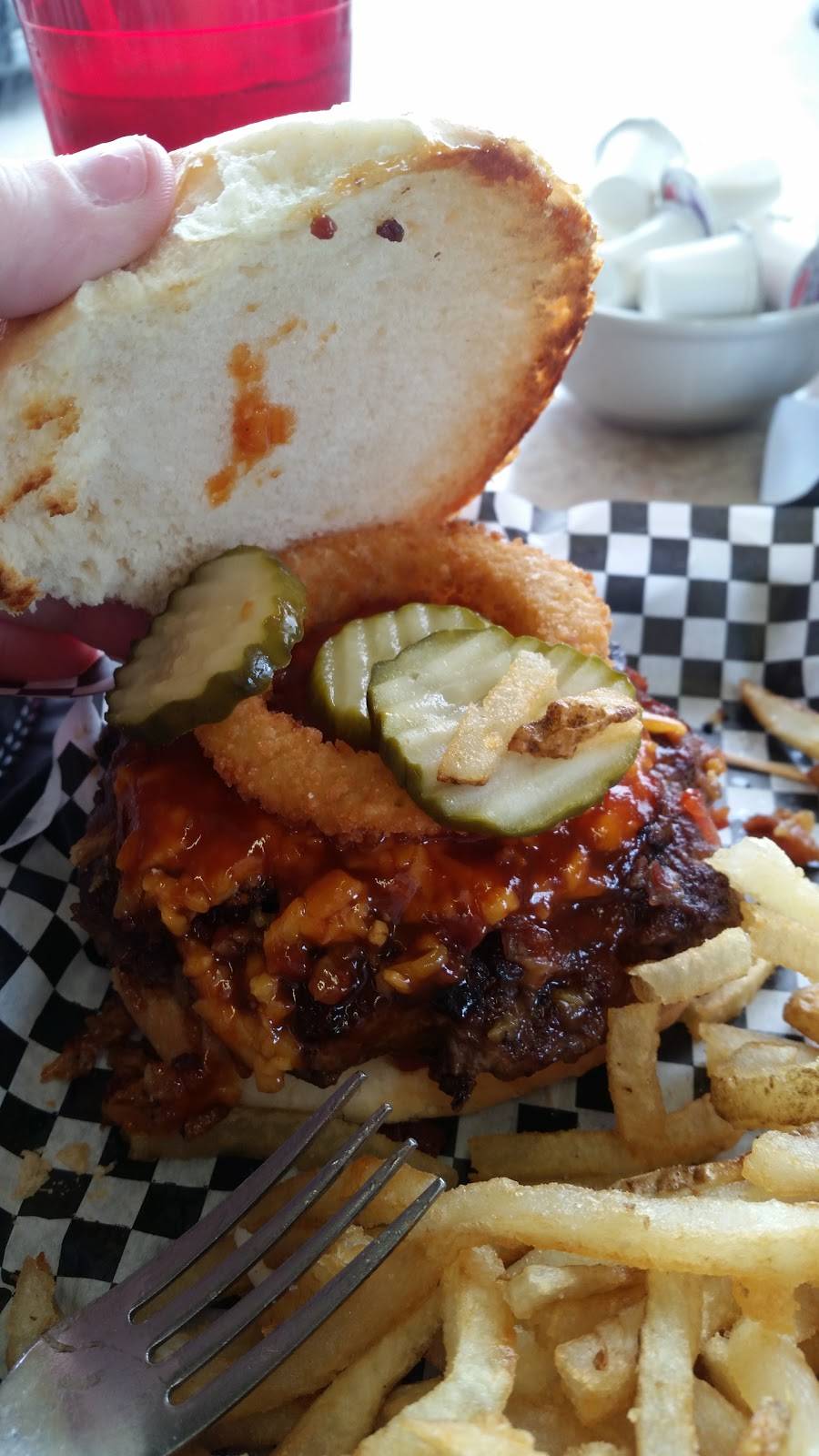 Meet Me At Irenes | restaurant | 264 Kent Ave NE, Hartville, OH 44632, USA | 3308776477 OR +1 330-877-6477