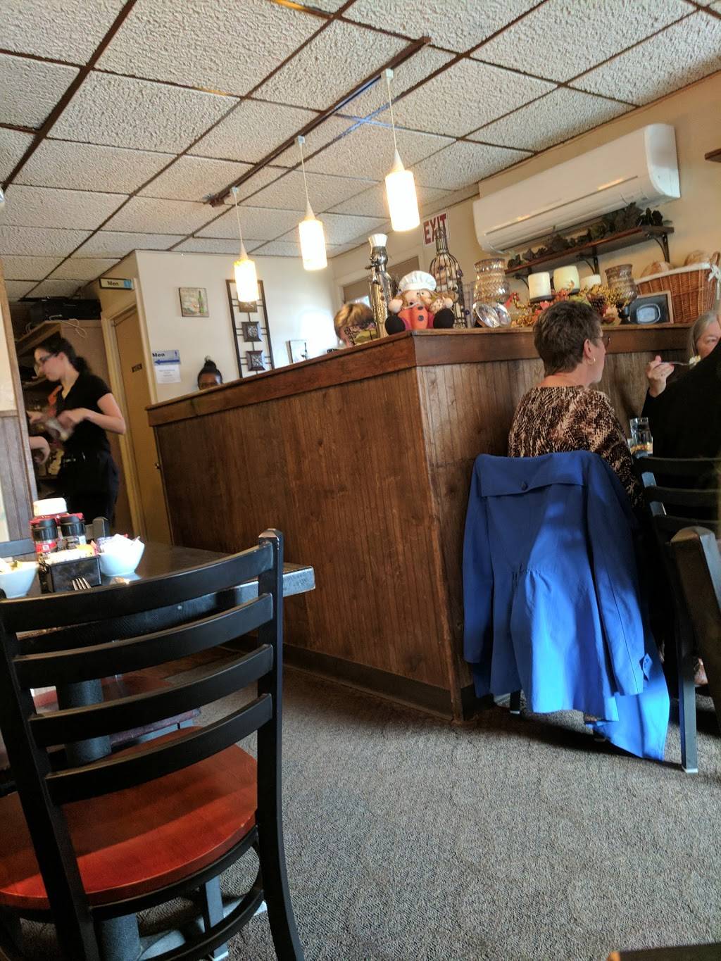 Ryan Christophers BYOB | restaurant | 245 Woodbine Ave, Narberth, PA 19072, USA | 6106649282 OR +1 610-664-9282