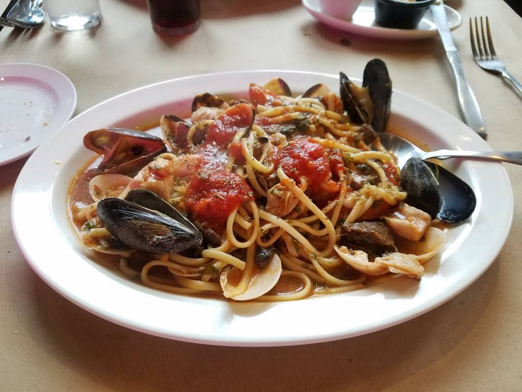 Peno Soul Food | restaurant | 7600 Wydown Blvd, St. Louis, MO 63105, USA | 3148999699 OR +1 314-899-9699