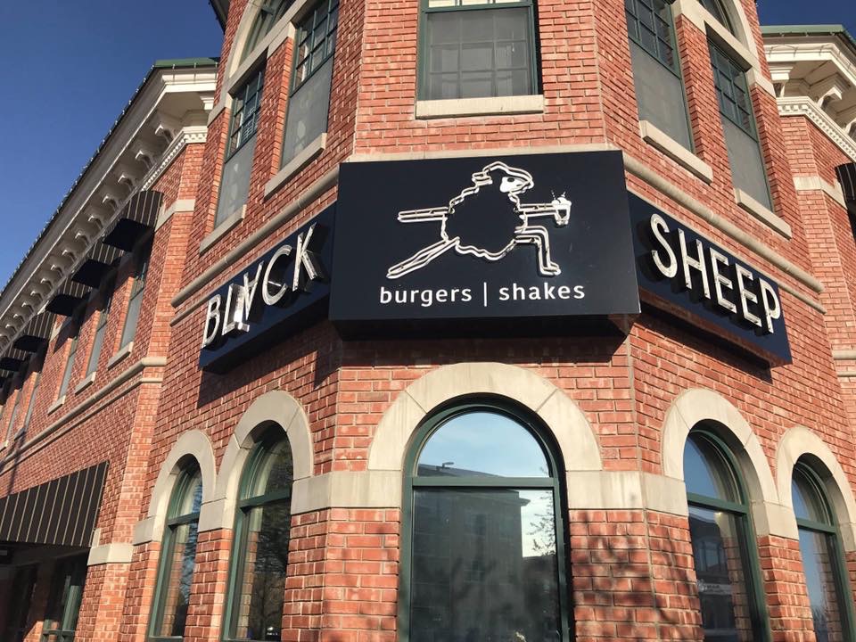 Black Sheep Burgers and Shakes | restaurant | 209 E Walnut St, Springfield, MO 65806, USA | 4173195905 OR +1 417-319-5905