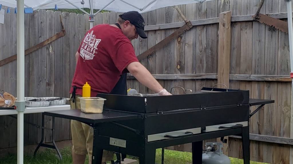 Bringers at Loggers | restaurant | 1215 S River Rd, Saginaw, MI 48609, USA | 9893411024 OR +1 989-341-1024